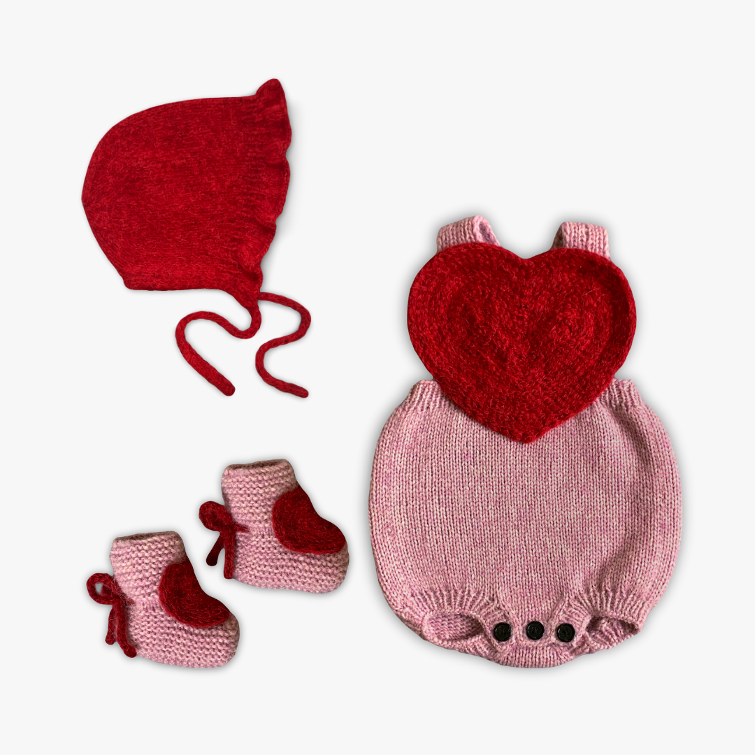 Sweetheart Newborn Set | powder pink