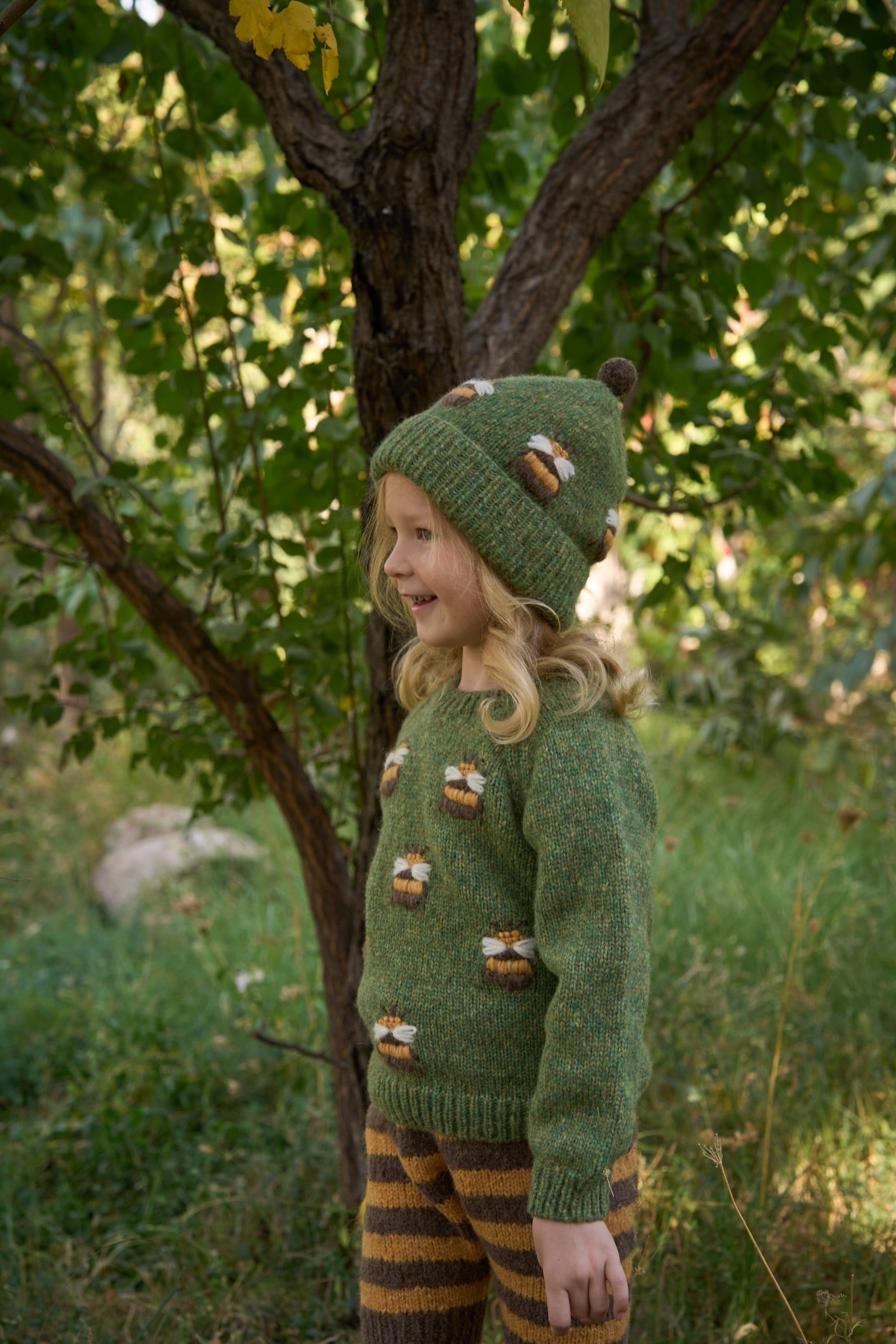 Bee hat | Moss Green