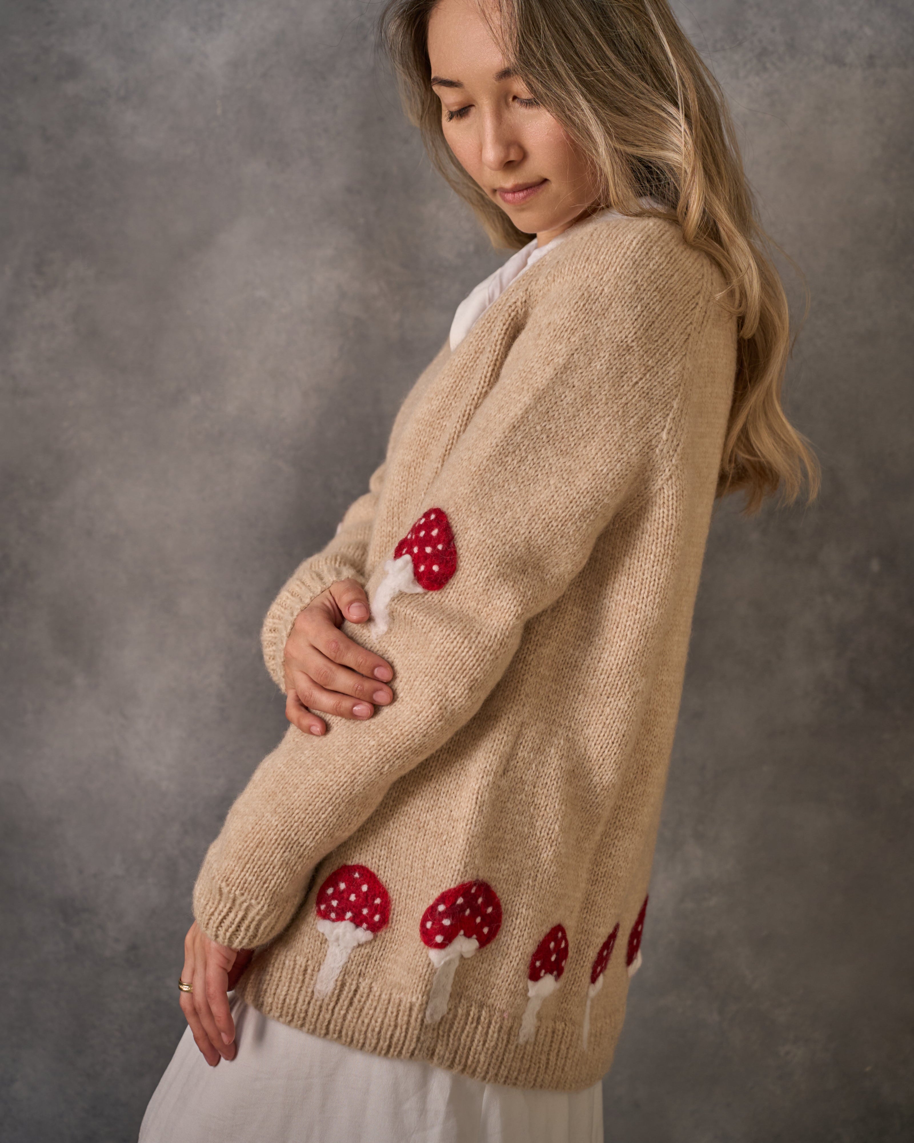 Adult Mushrooms cardigan | wheat