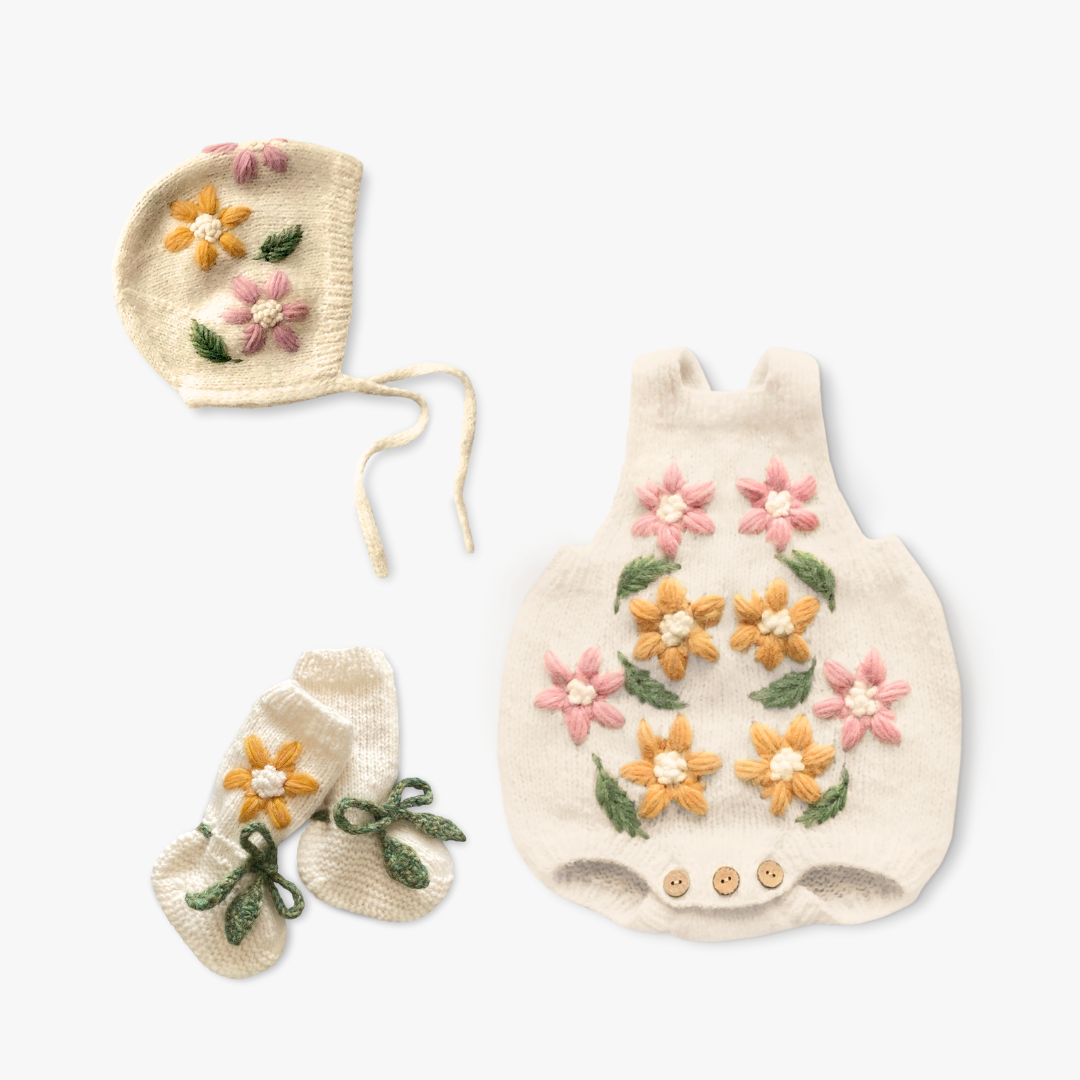Flower Rain Newborn Set | off white