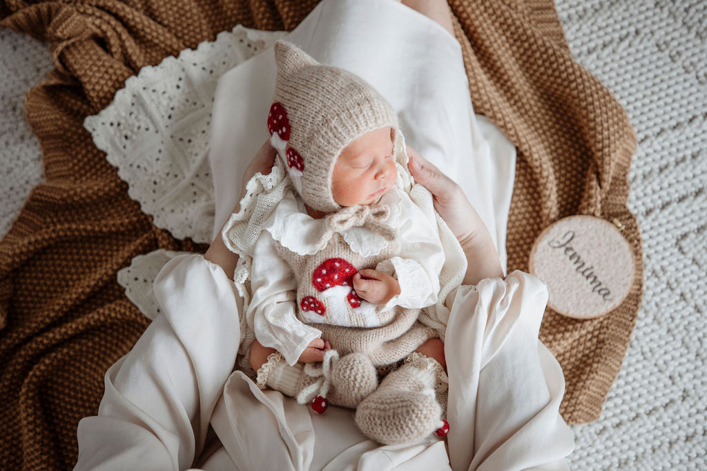 Mushrooms bonnet | wheat