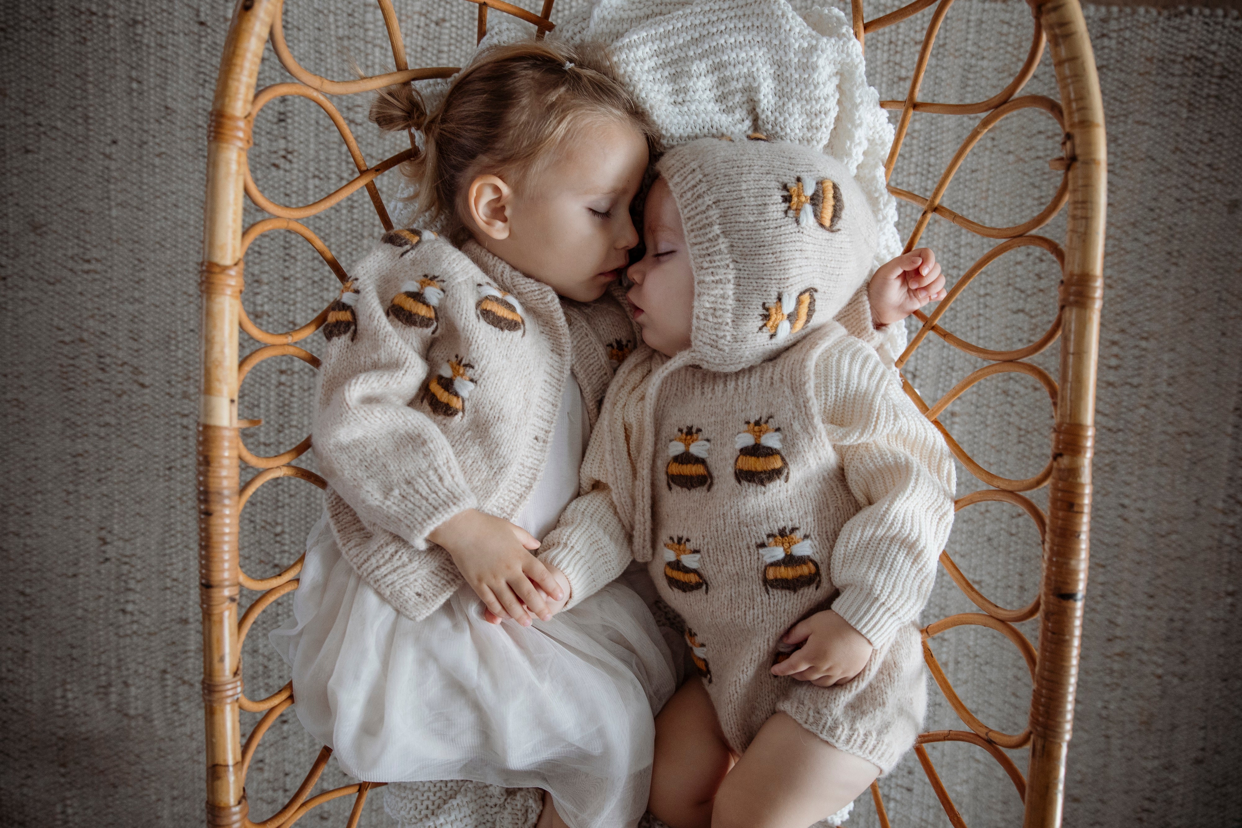 Bee bonnet | wheat