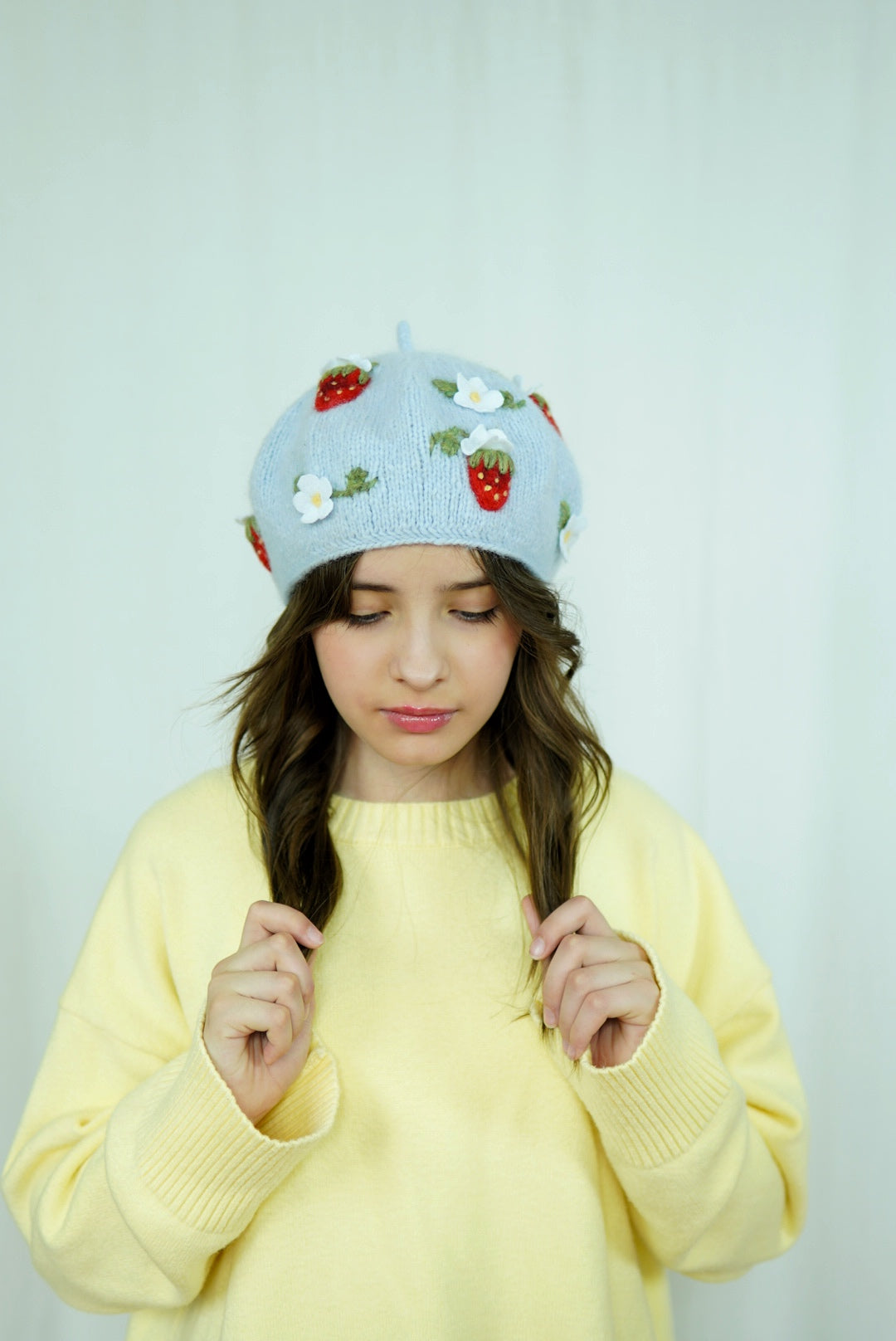 Strawberries Beret | Blue