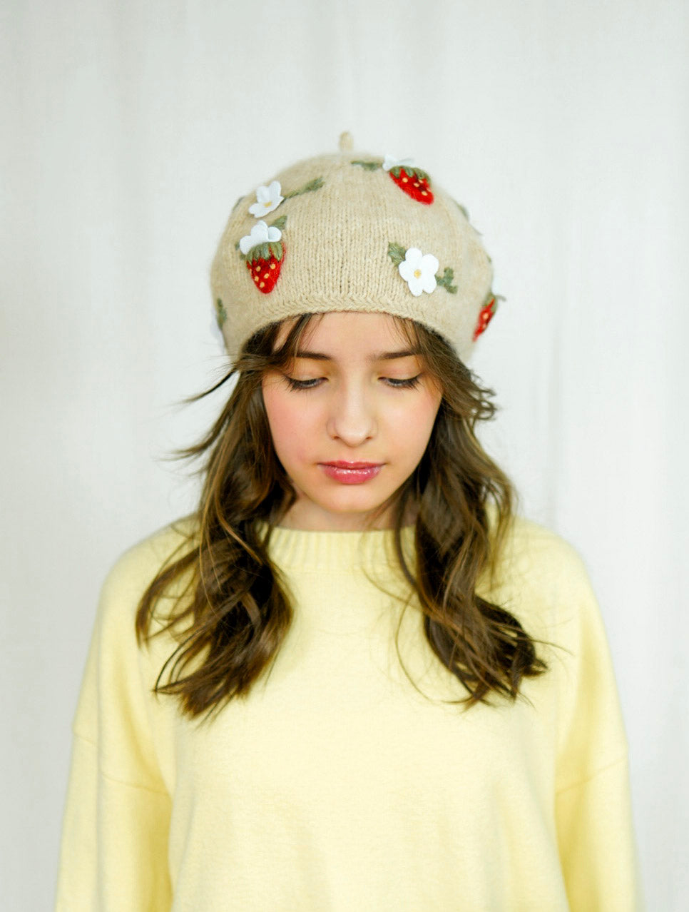 Strawberries Beret | Wheat | In Stock