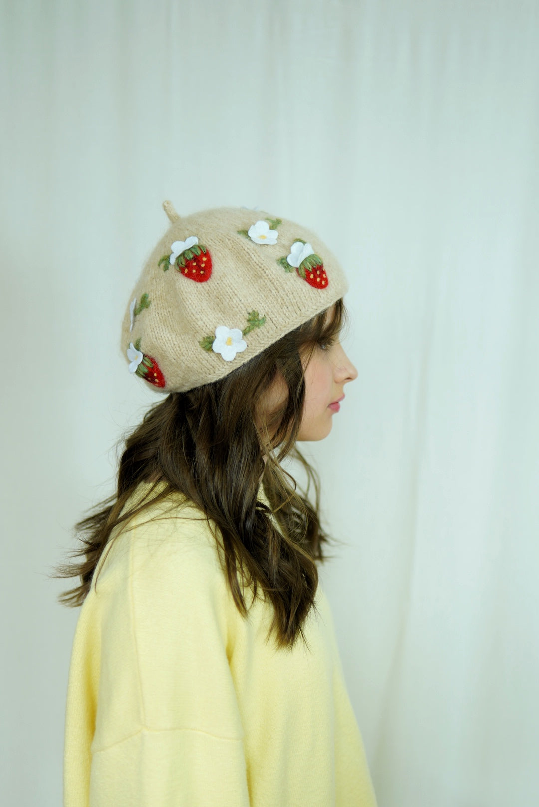 Strawberries Beret | Wheat
