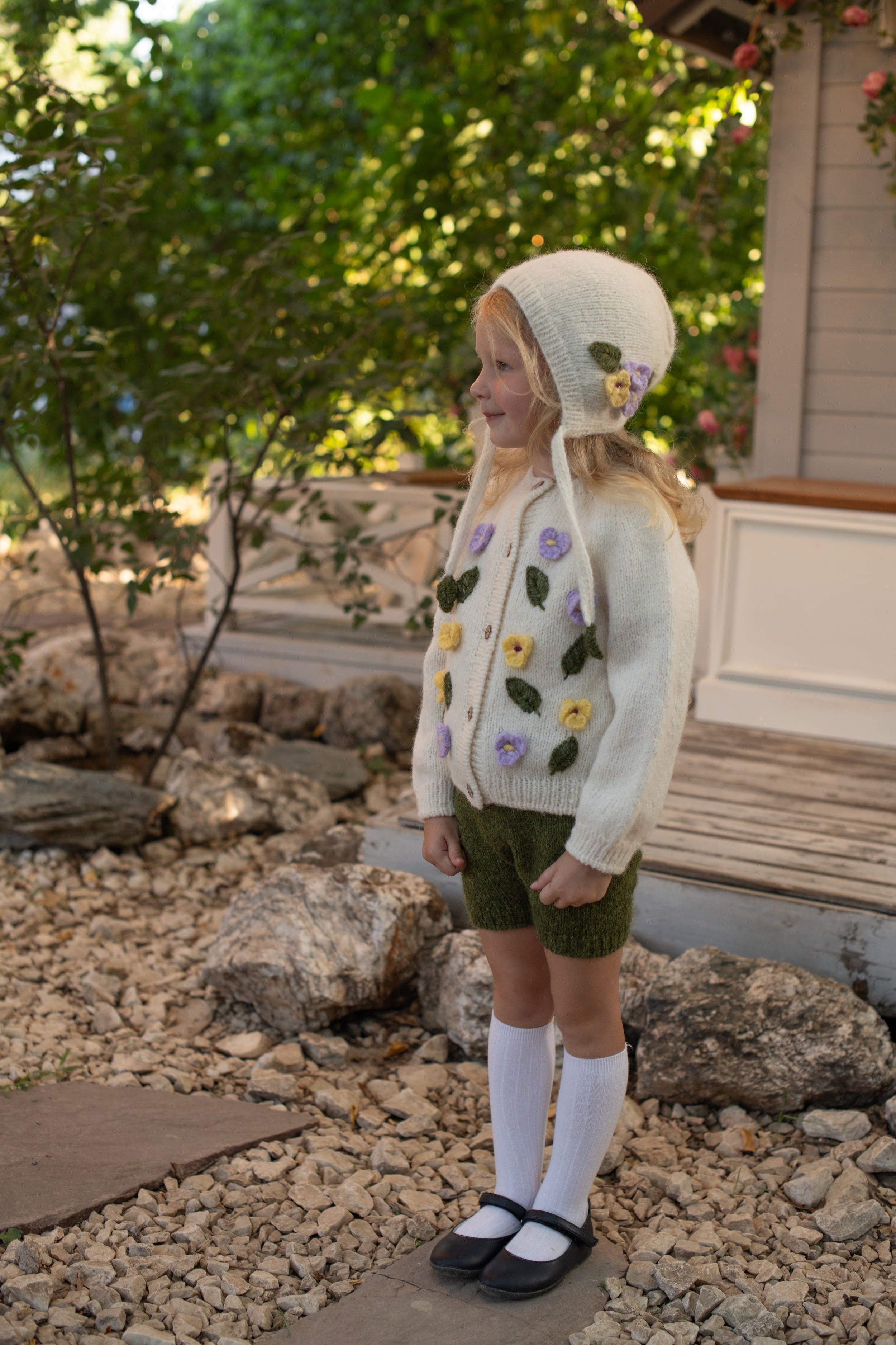 Violets bonnet | Off White