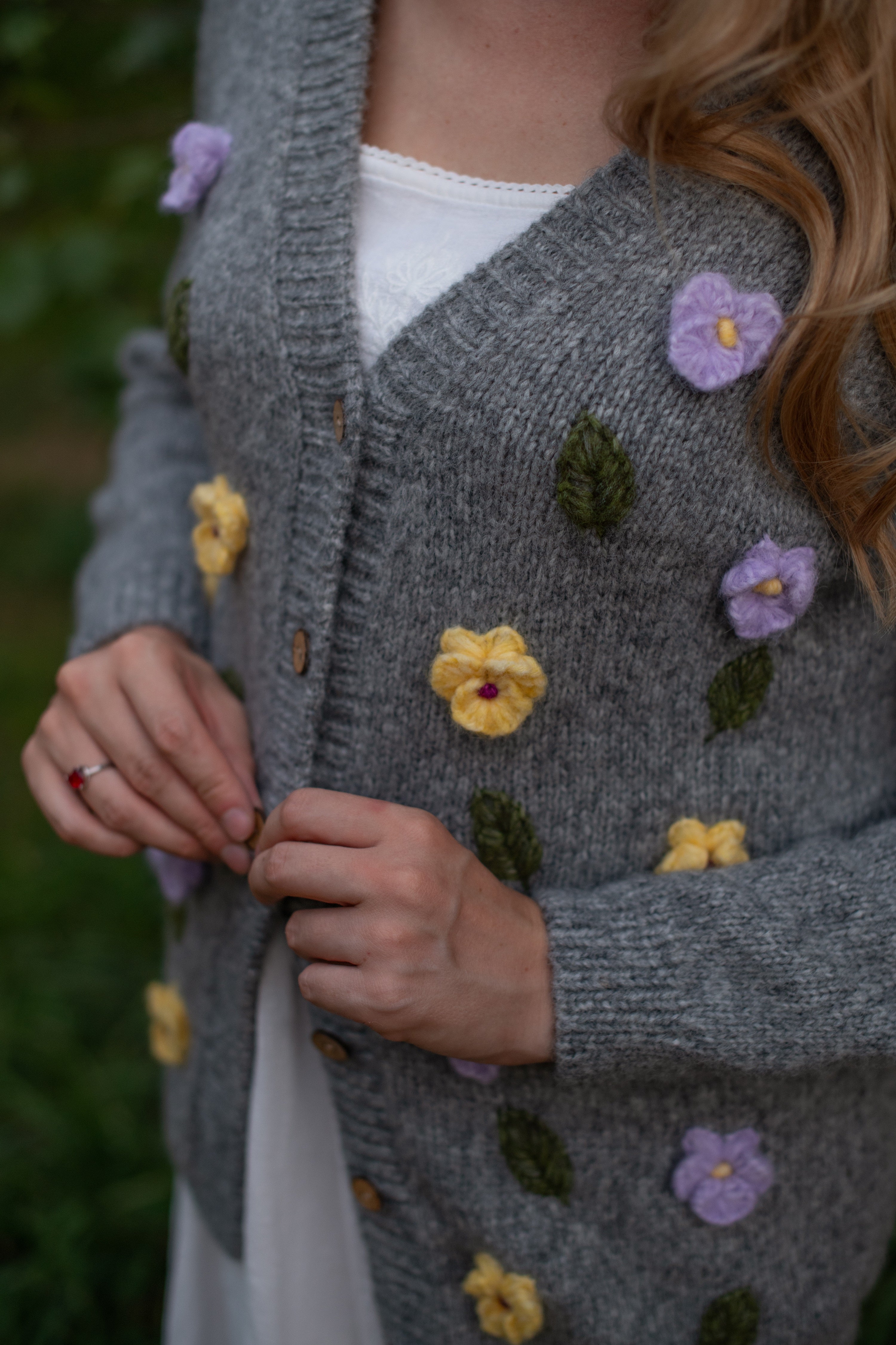 Adult Violets cardigan |dark grey| in stock (size M)