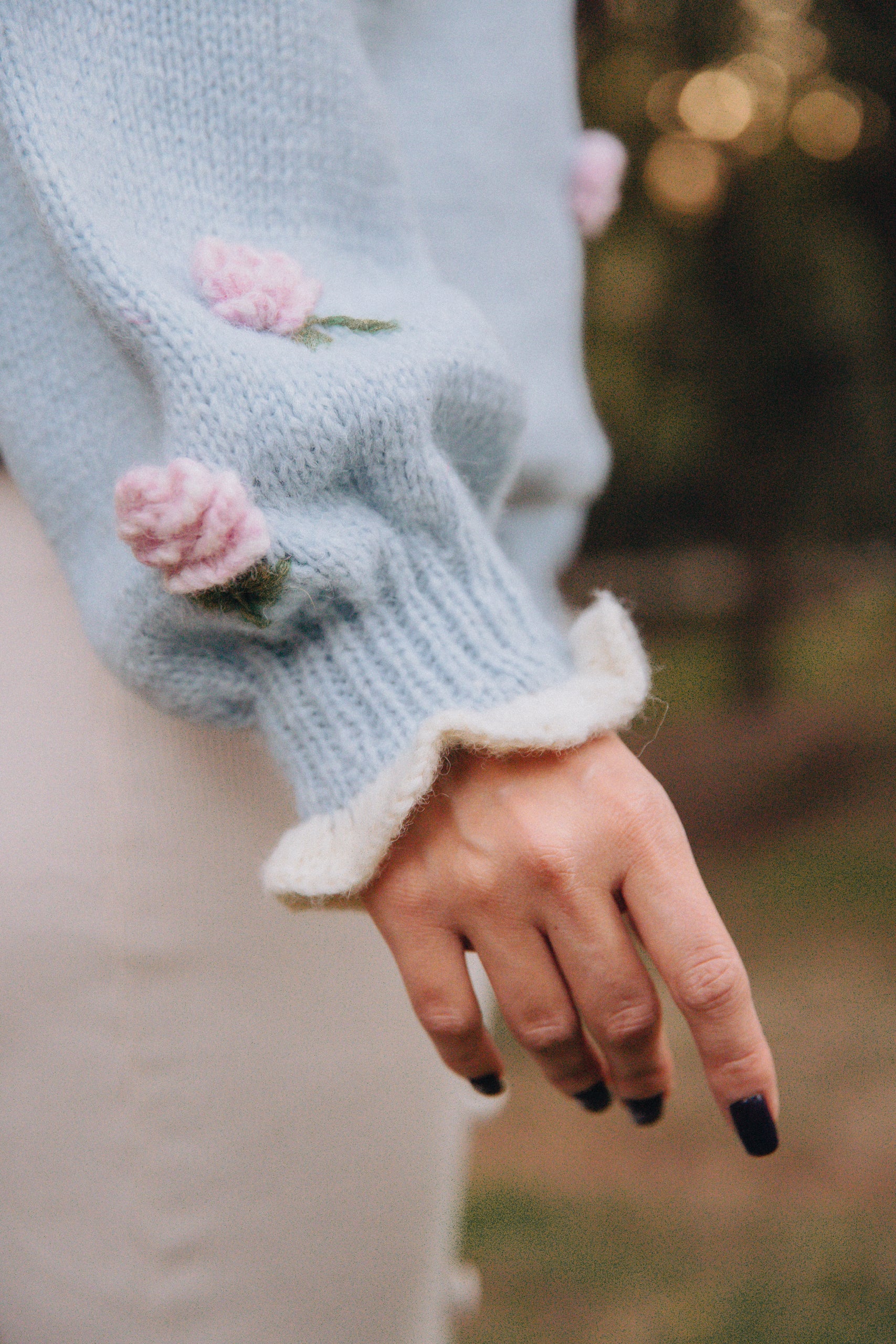Adult Roses Pullover | Blue