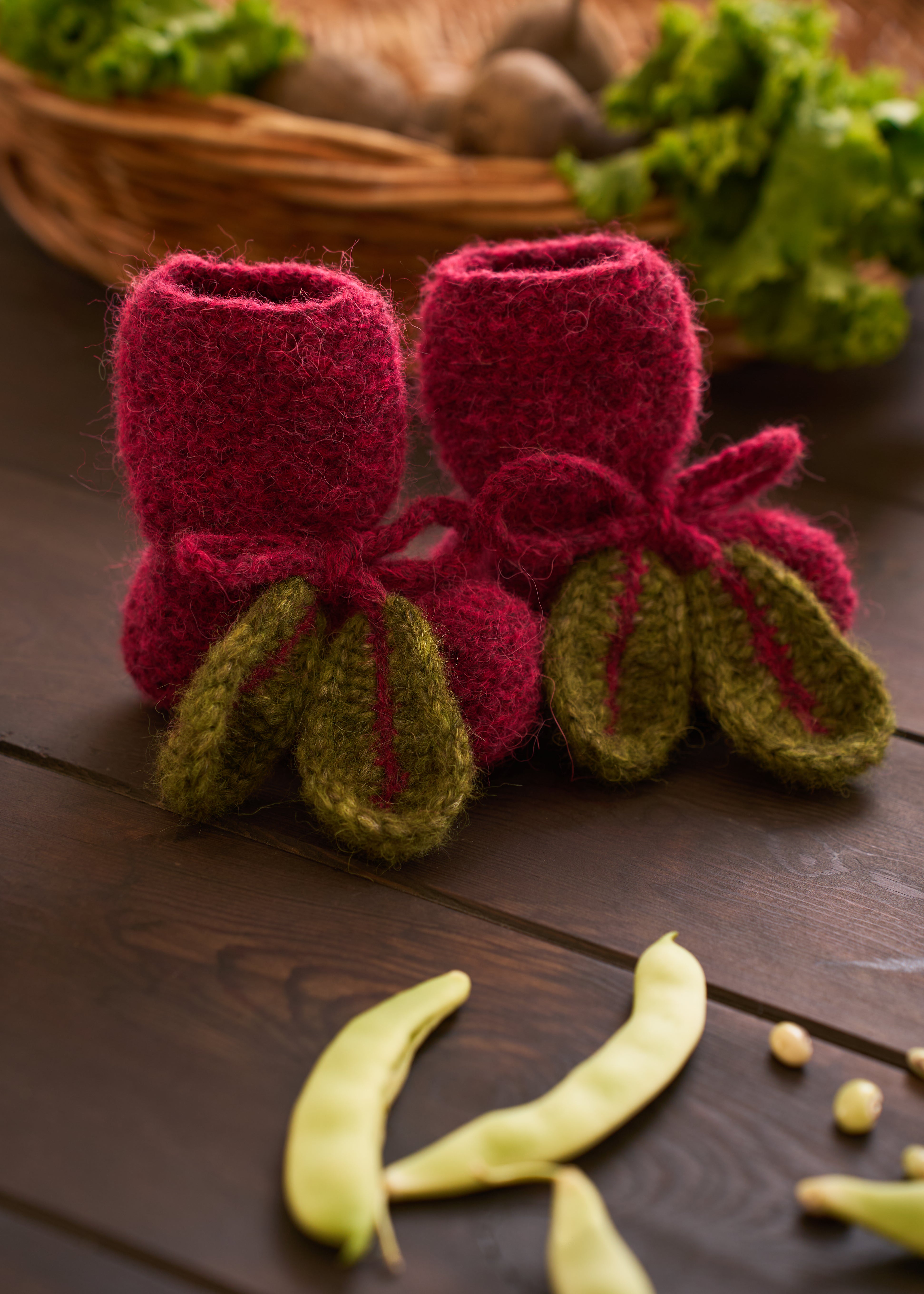 Beet booties | Beetroot | In Stock (0-3 mon, 9-12 mon)