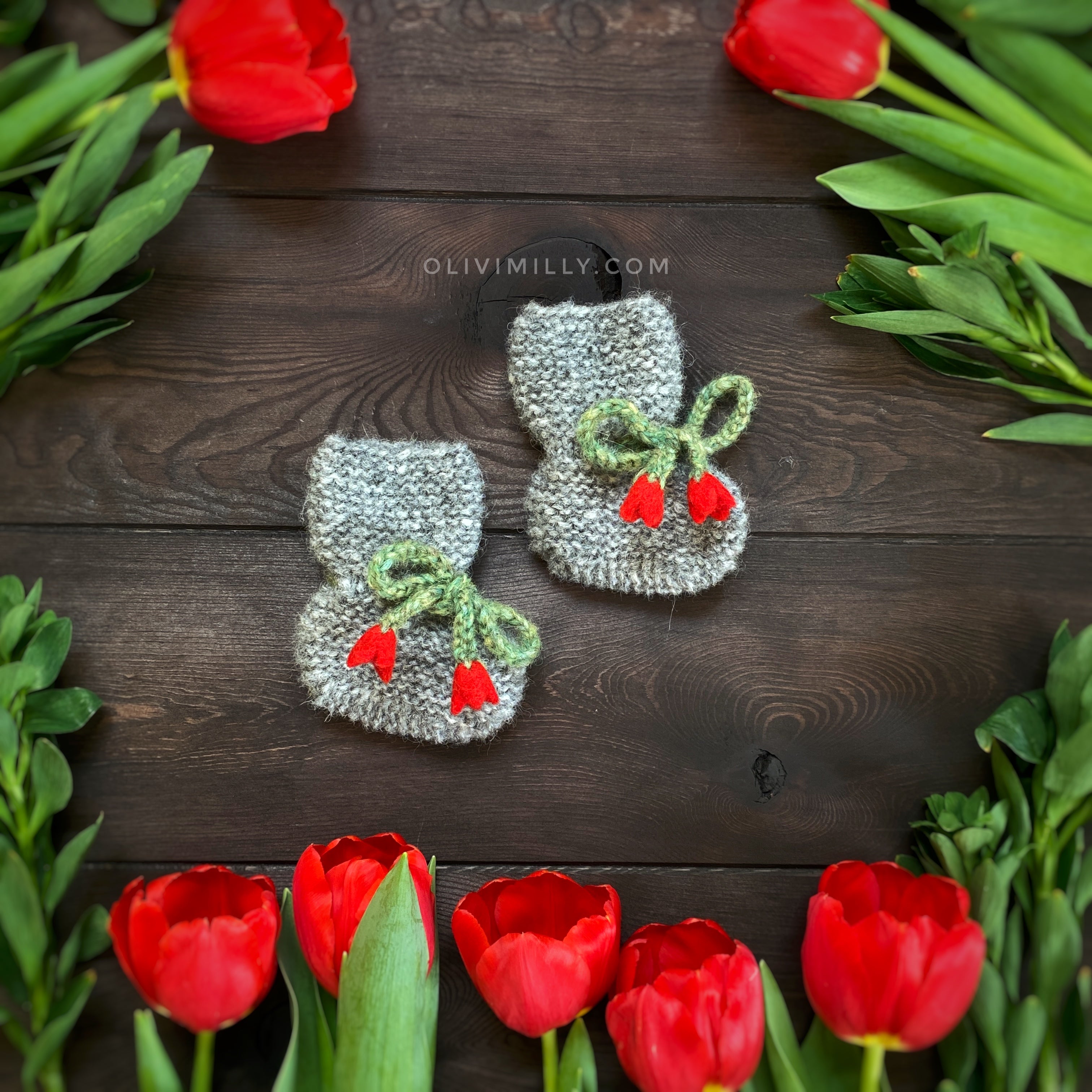 Booties Tulips |dark grey| in stock (0-3m)