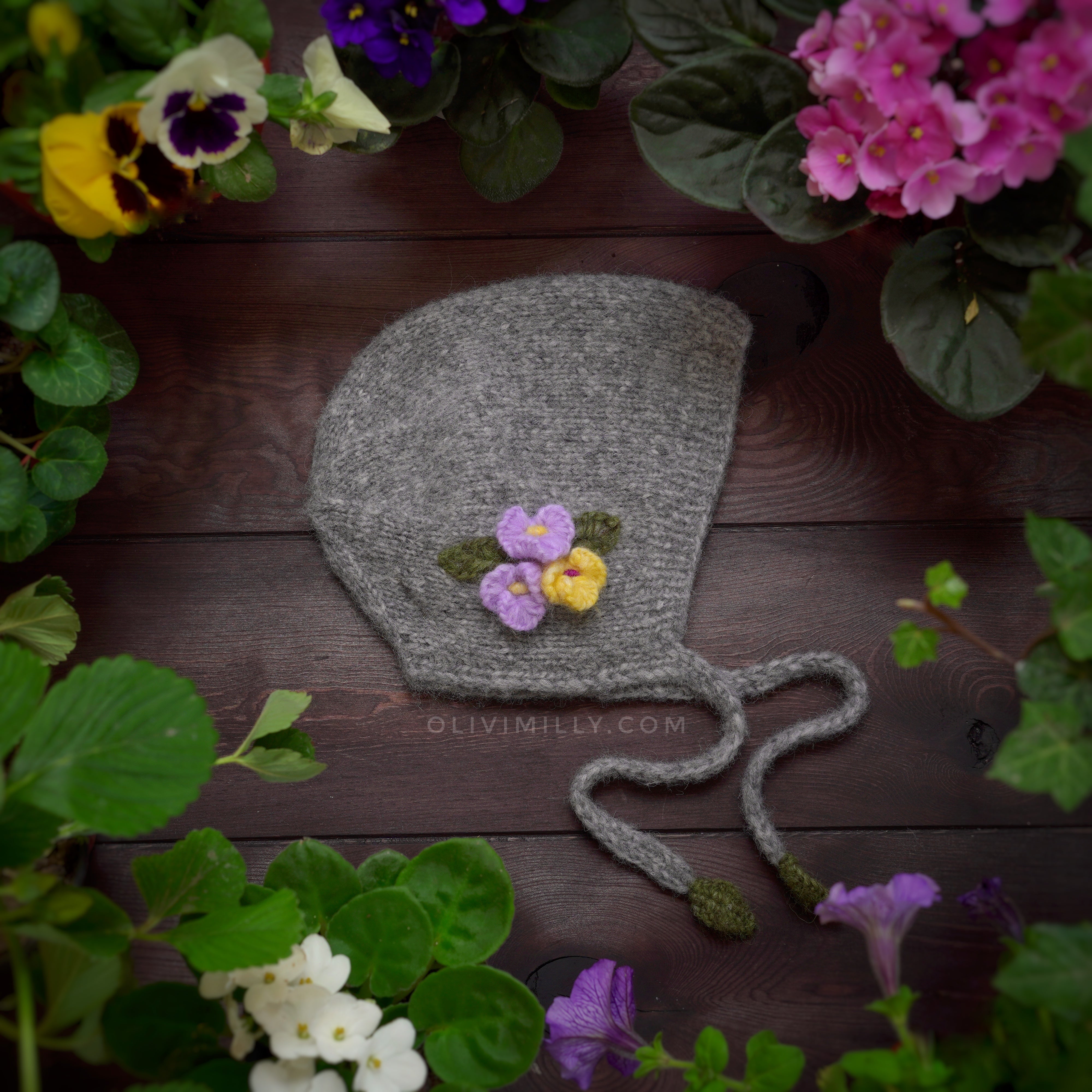 Violets bonnet | Dark Grey