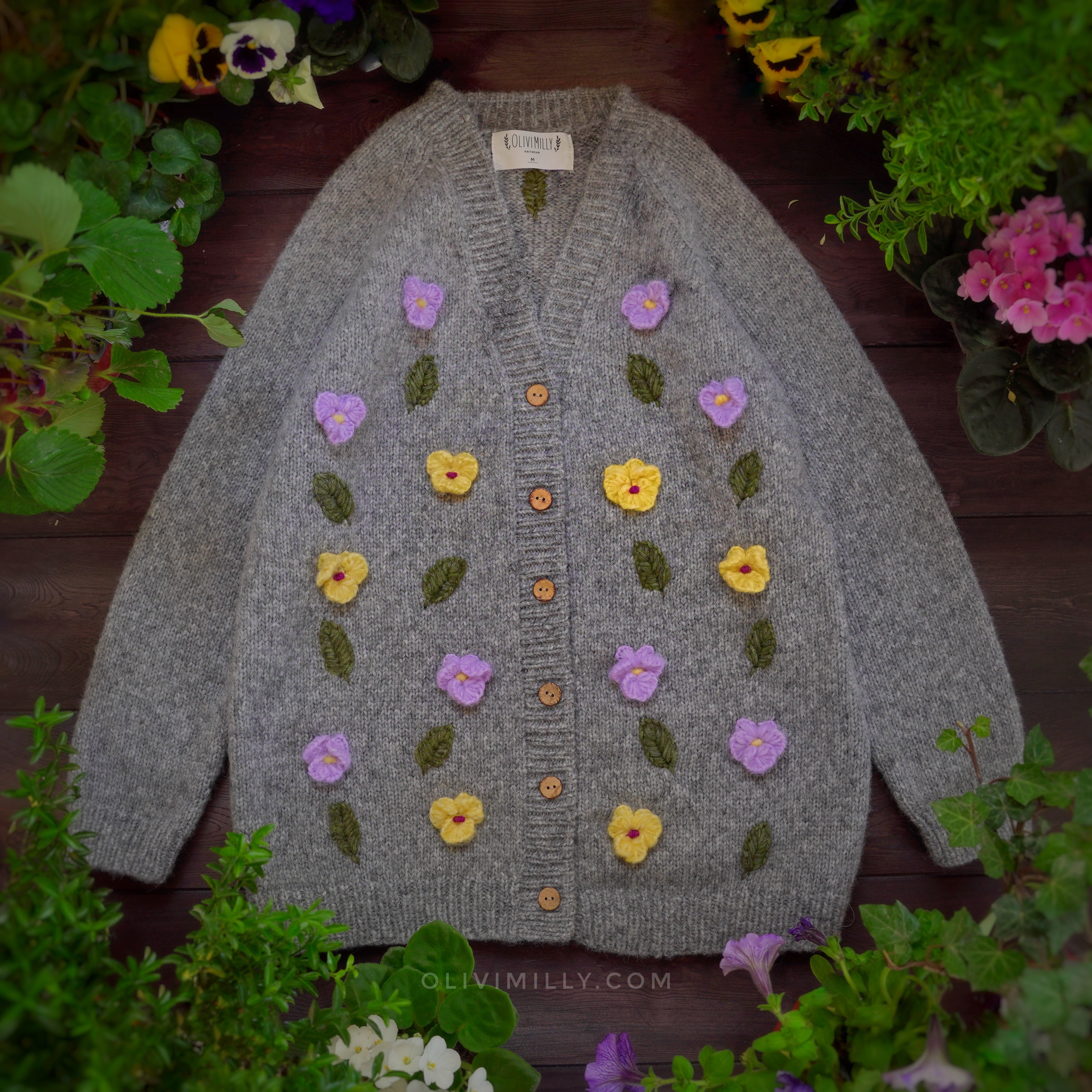 Adult Violets cardigan |dark grey| in stock (size M)