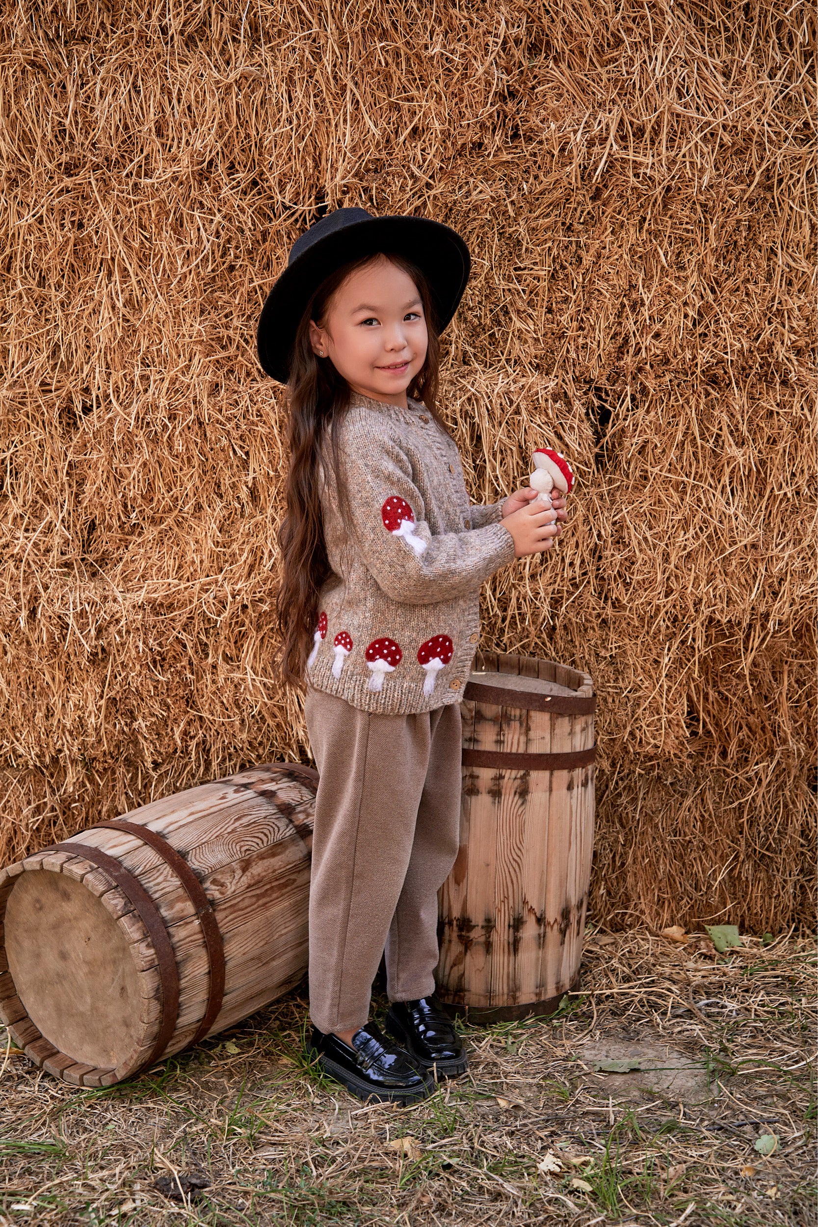 Mushrooms cardigan | Beigebrown