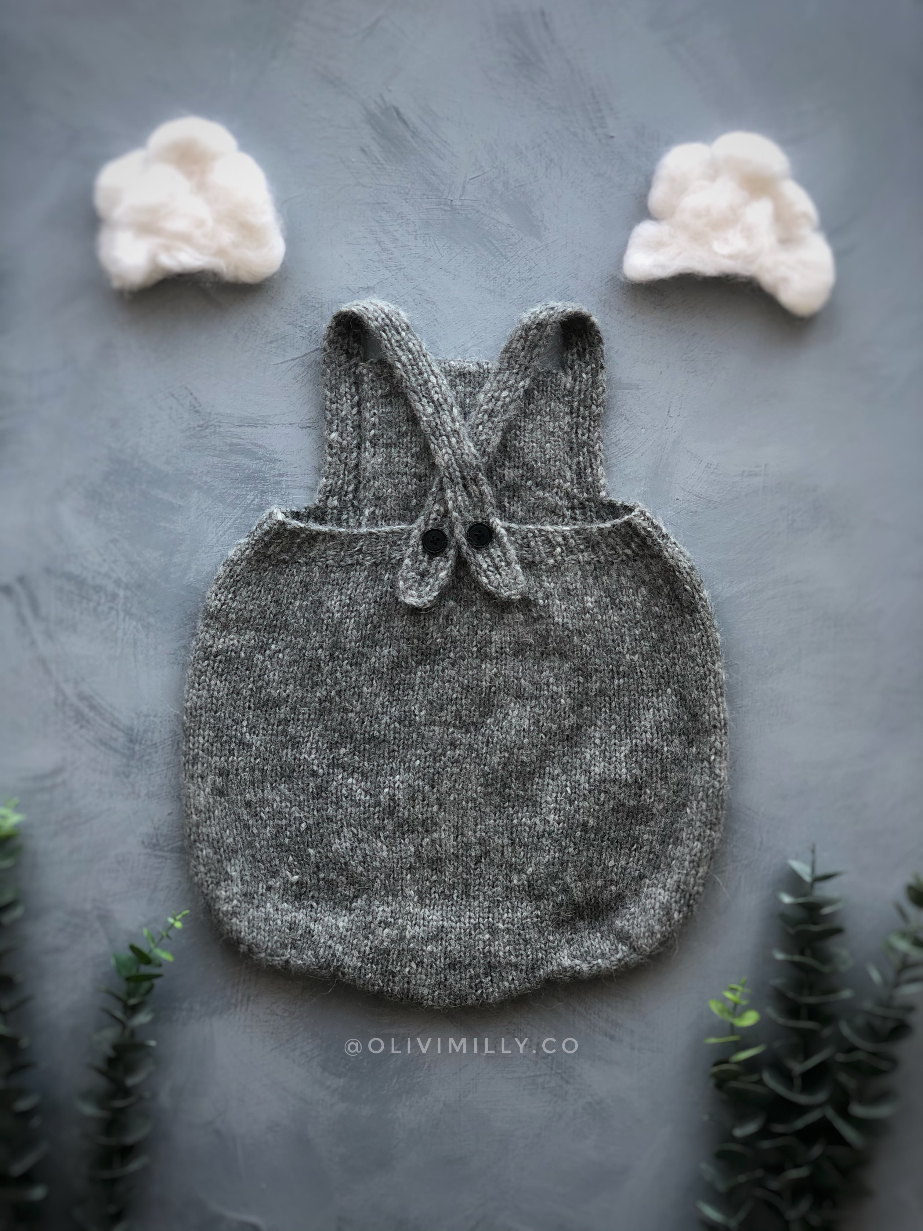 Sheeps romper | Dark grey