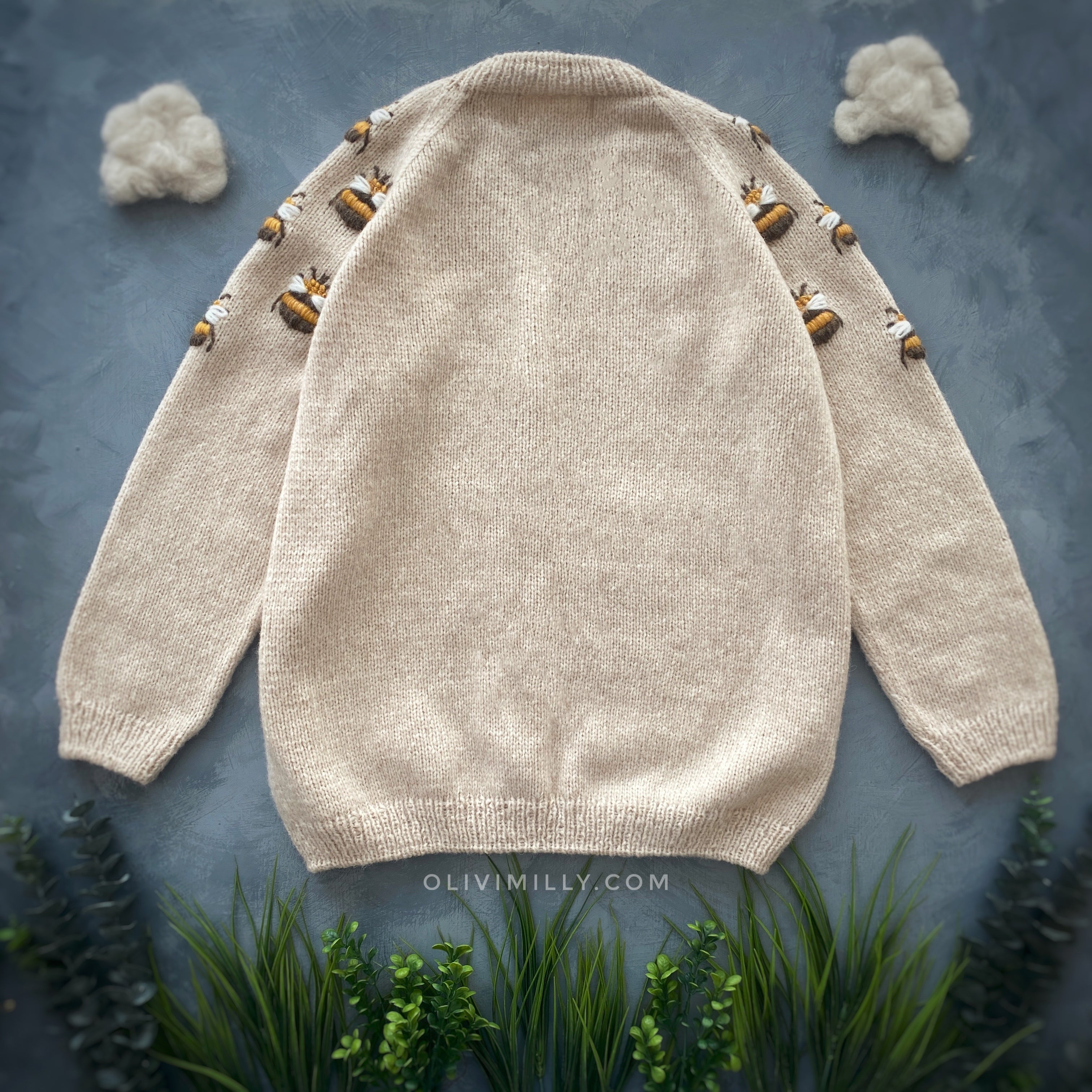 Adult Bee cardigan | wheat