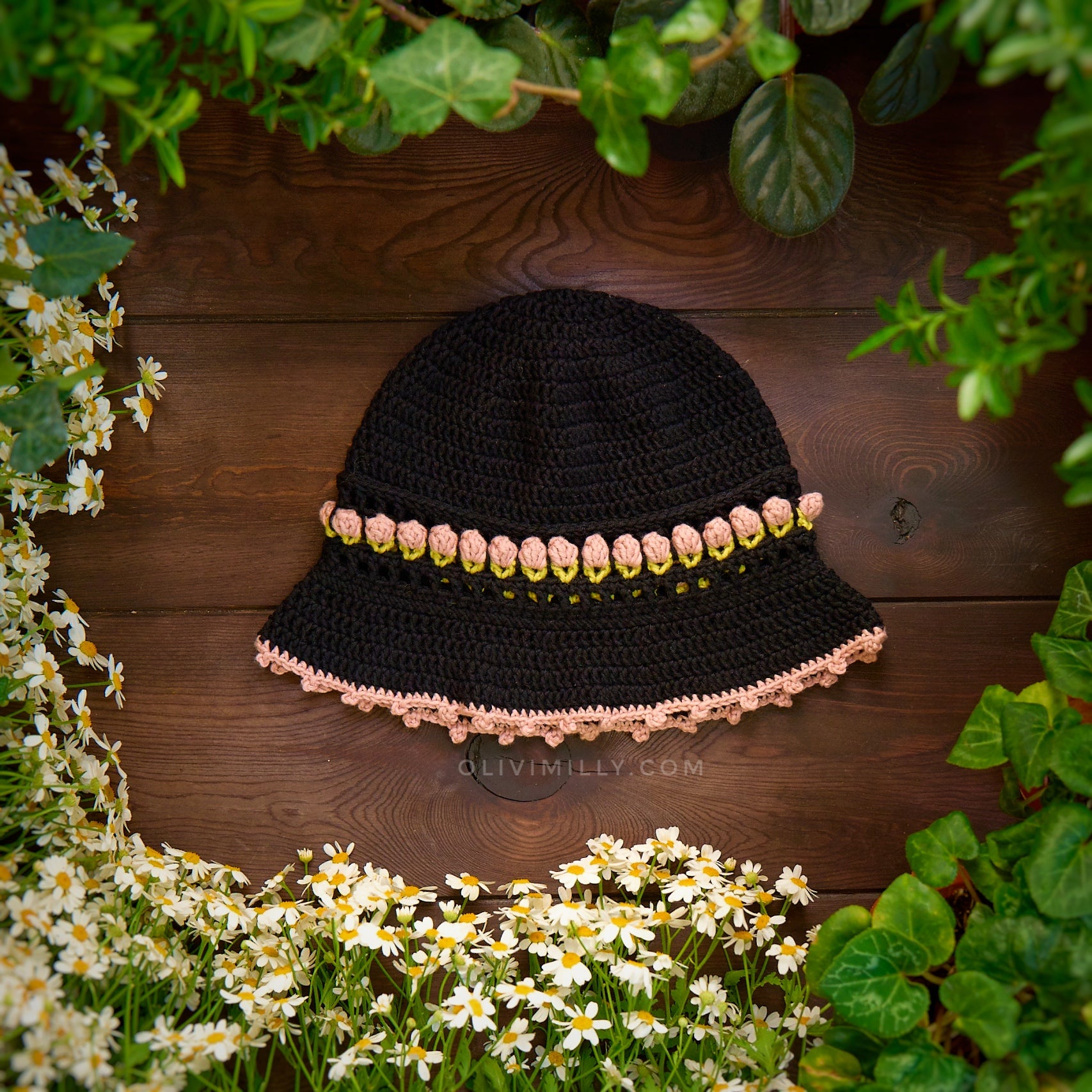 Tulips Hat | Black
