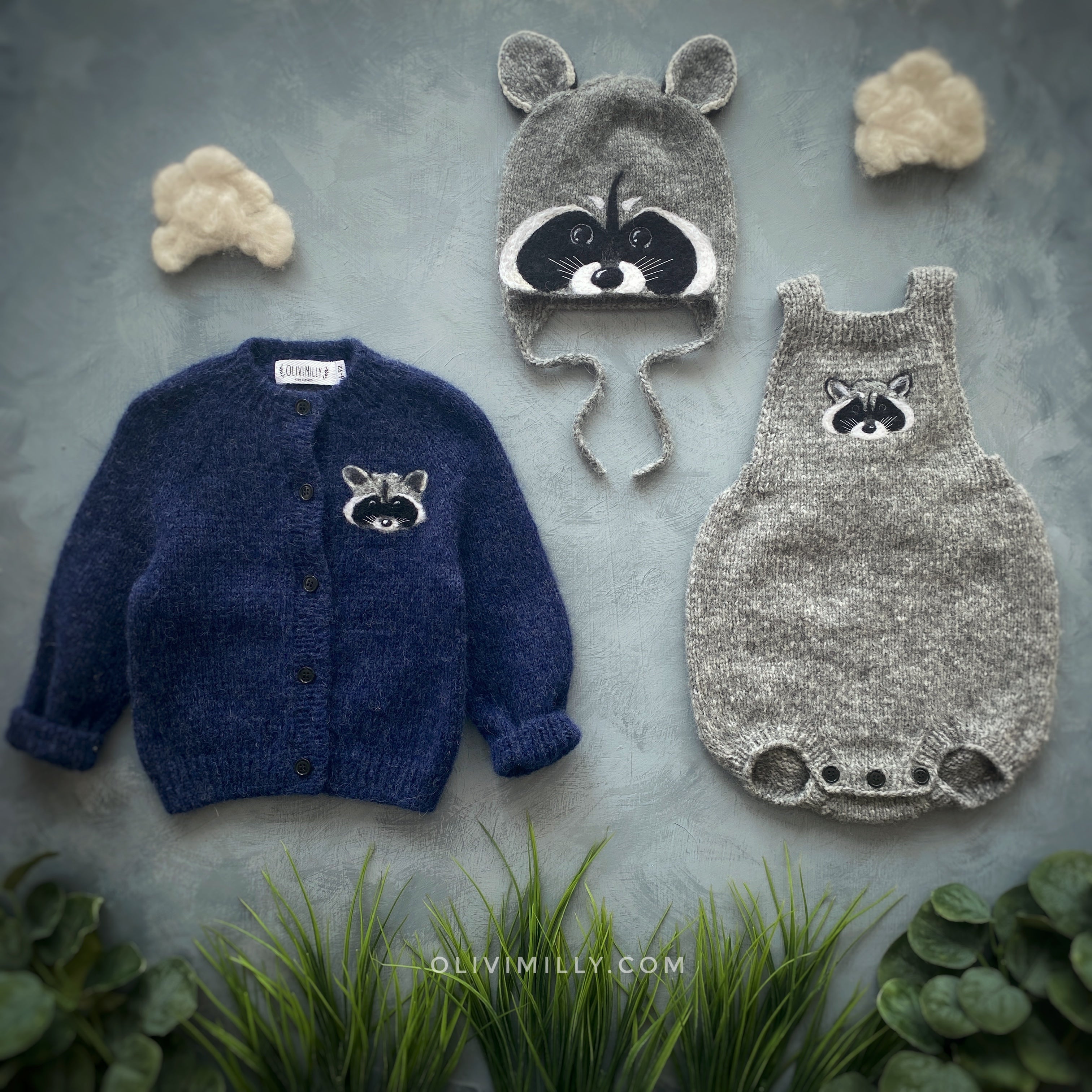 Raccoon romper | Dark grey