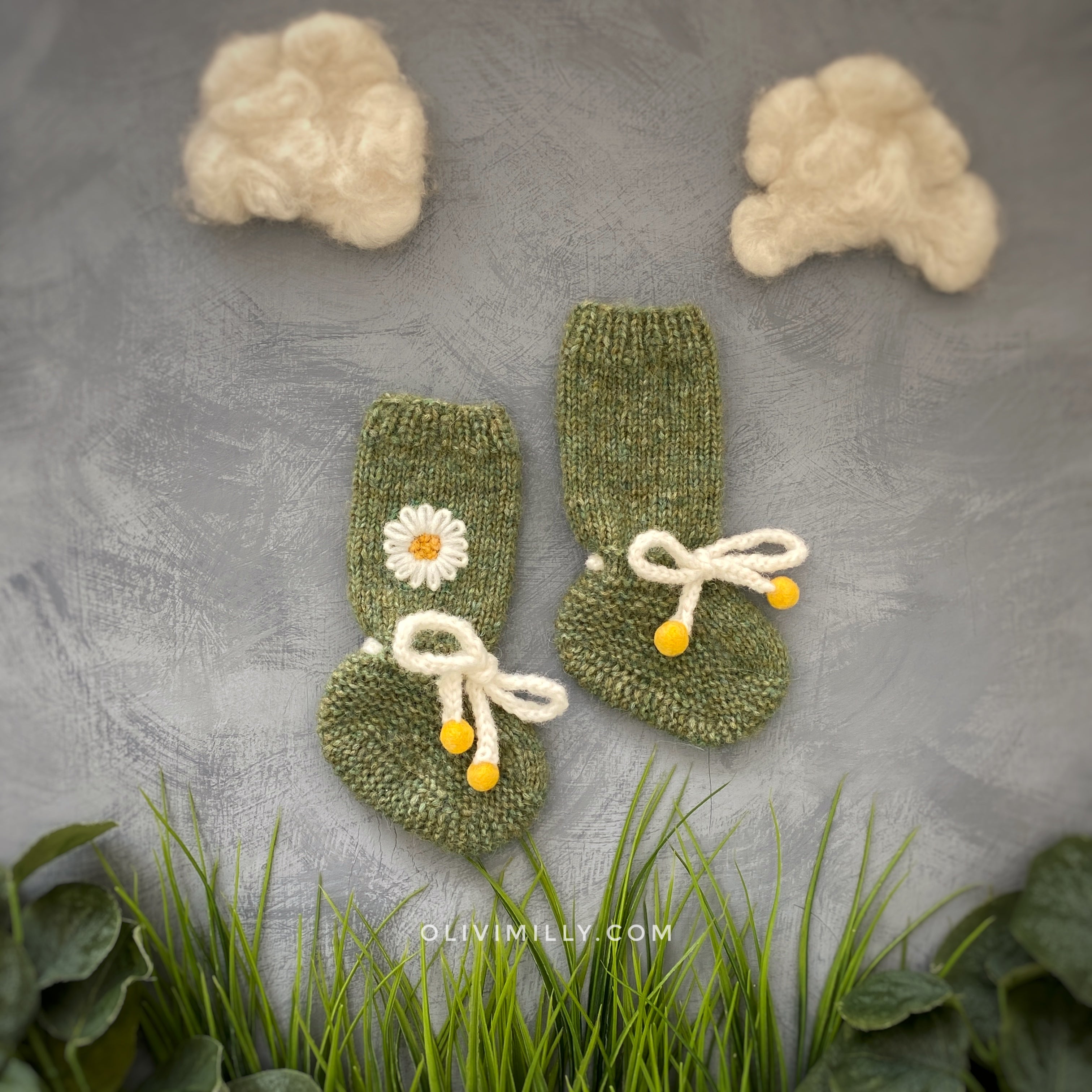 Chamomile Booties | Moss Green