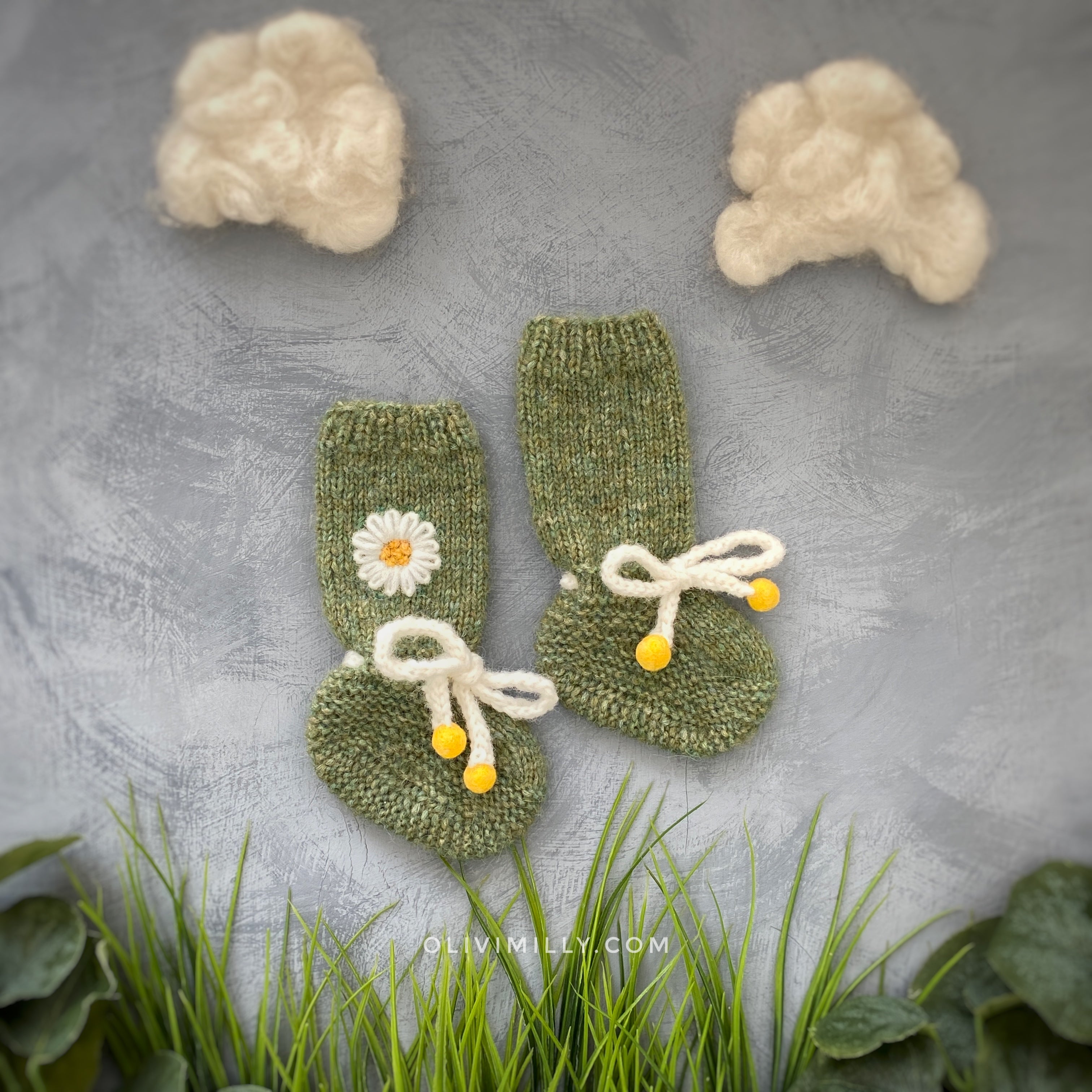 Chamomile Booties | Moss Green