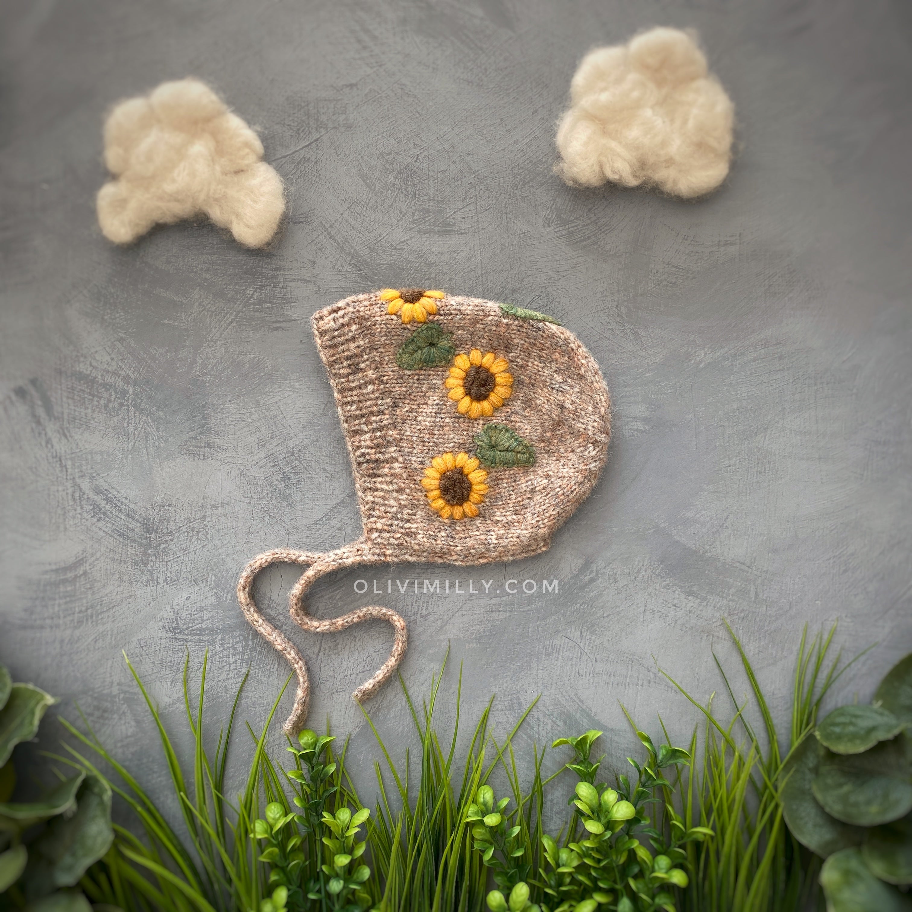 Sunflowers Bonnet | Beigebrown