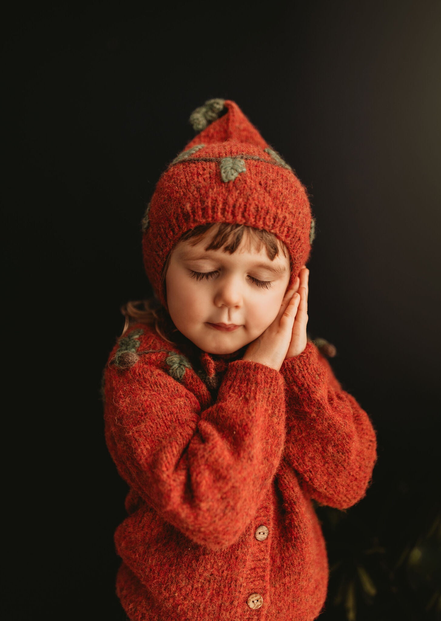 Acorns bonnet | Red-orange
