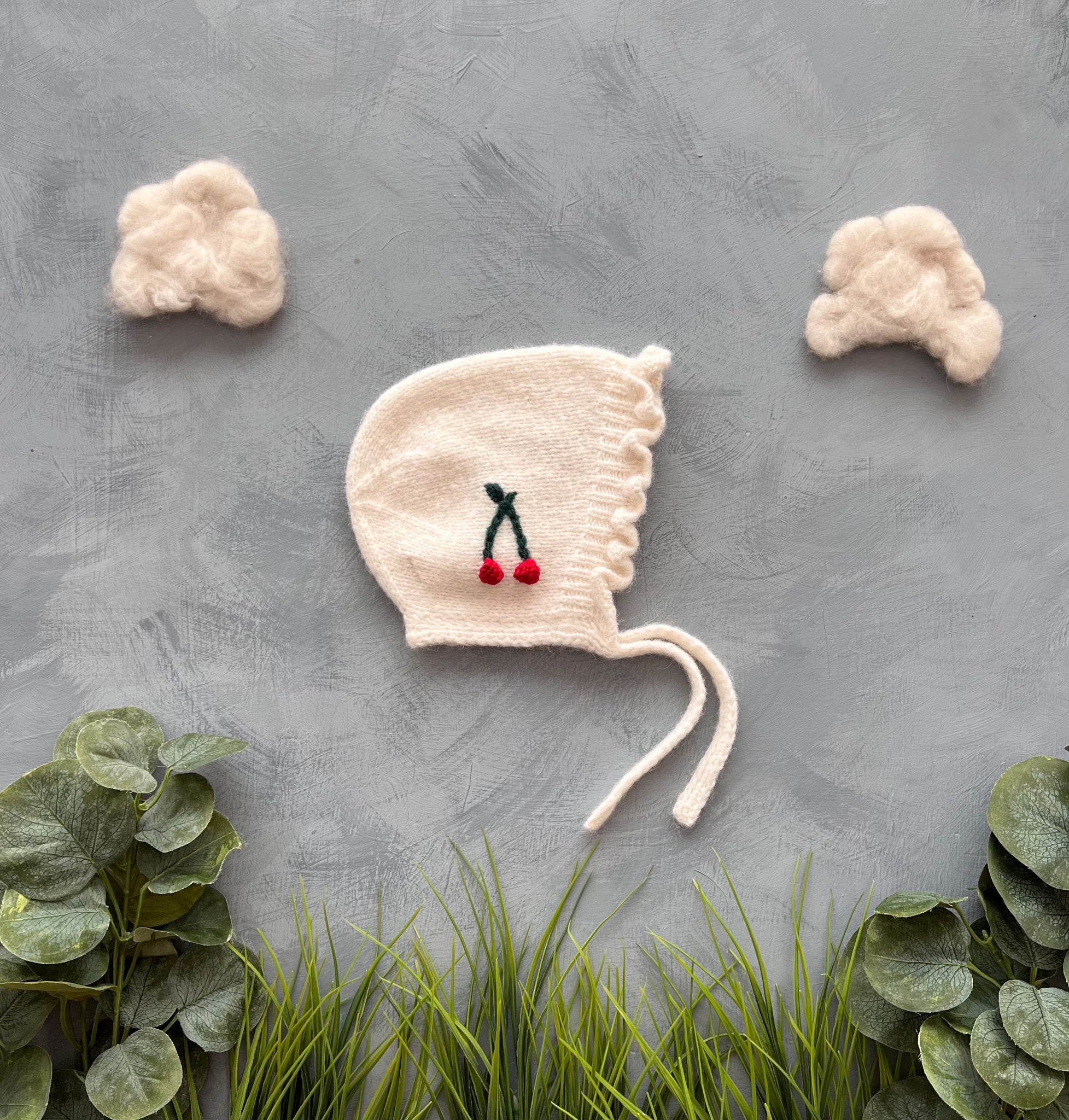 Cherry Bonnet | off white
