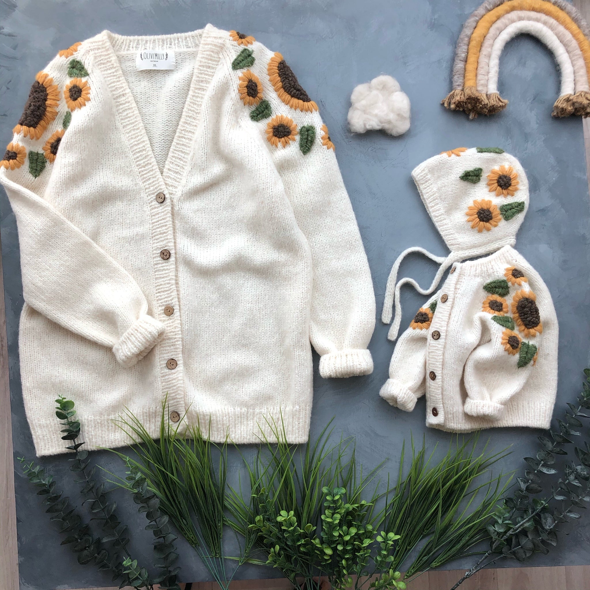 Adult Sunflowers cardigan | Off white