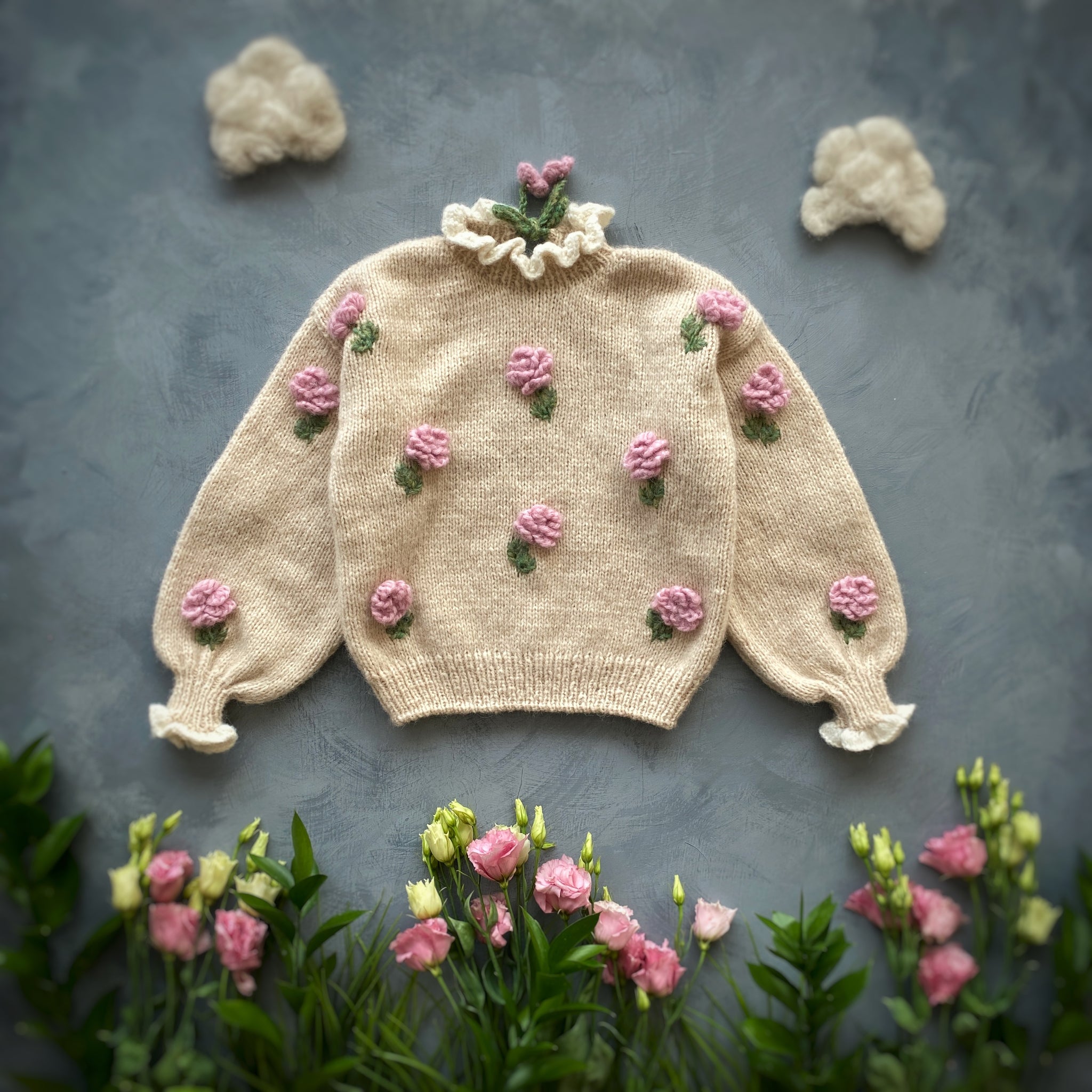 Roses pullover | Wheat