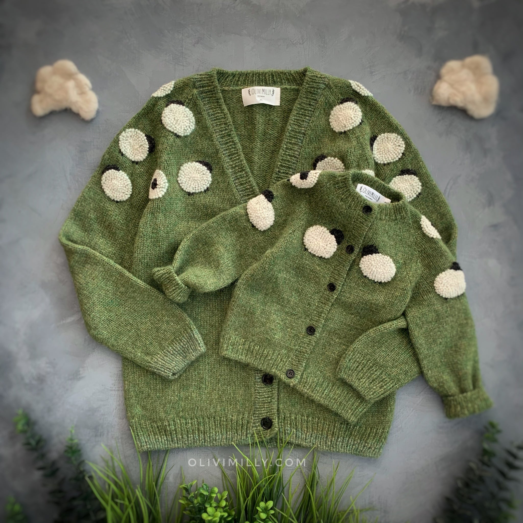 Adult Sheeps cardigan | Moss Green