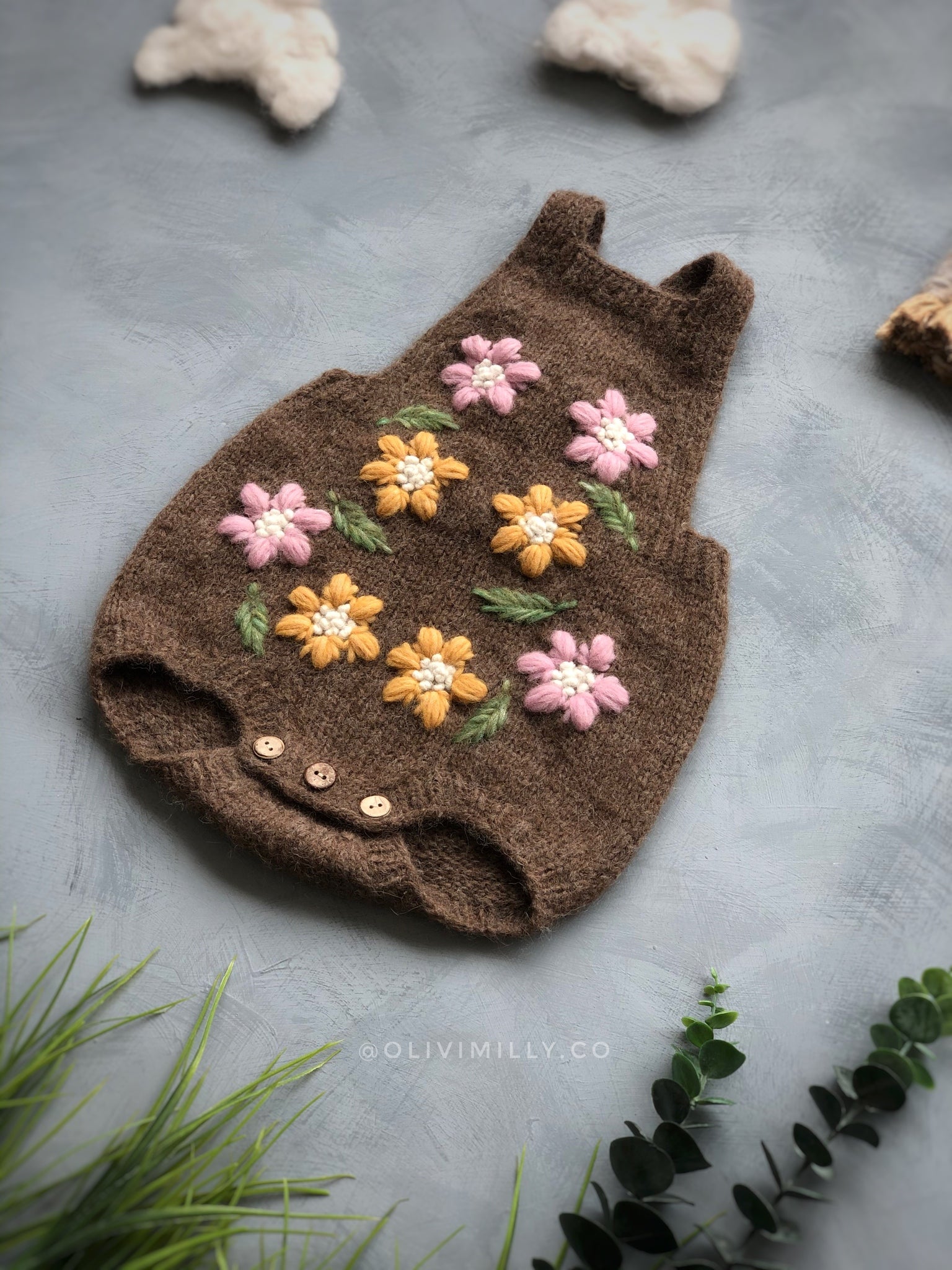 Flower Rain romper | Brown