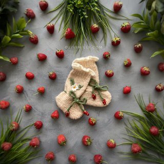 Strawberries Booties | Wheat