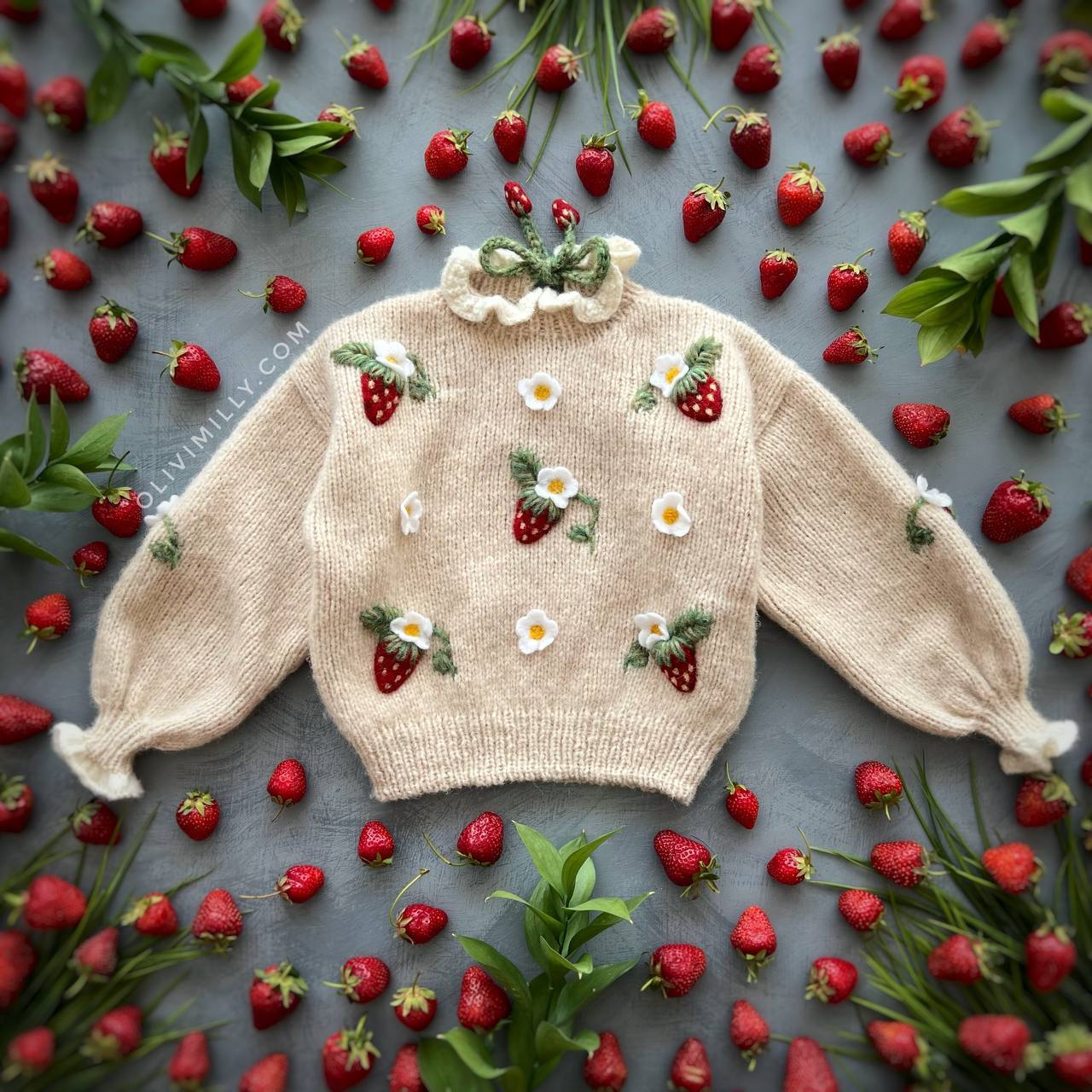 Strawberries Pullover | Wheat