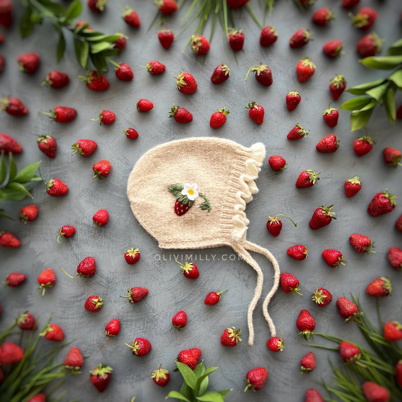 Strawberries Bonnet | Wheat