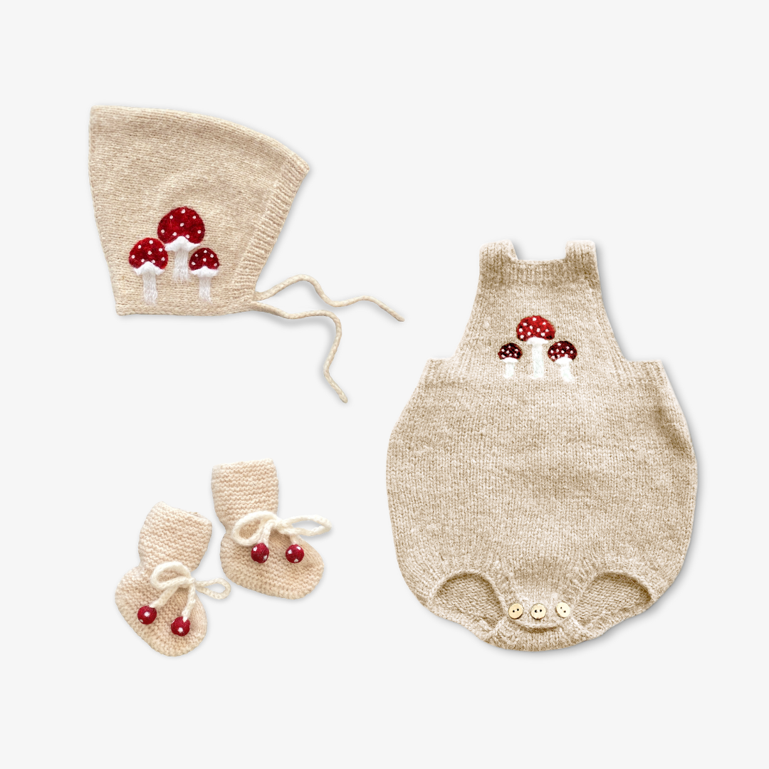 Mushrooms Newborn Set | wheat