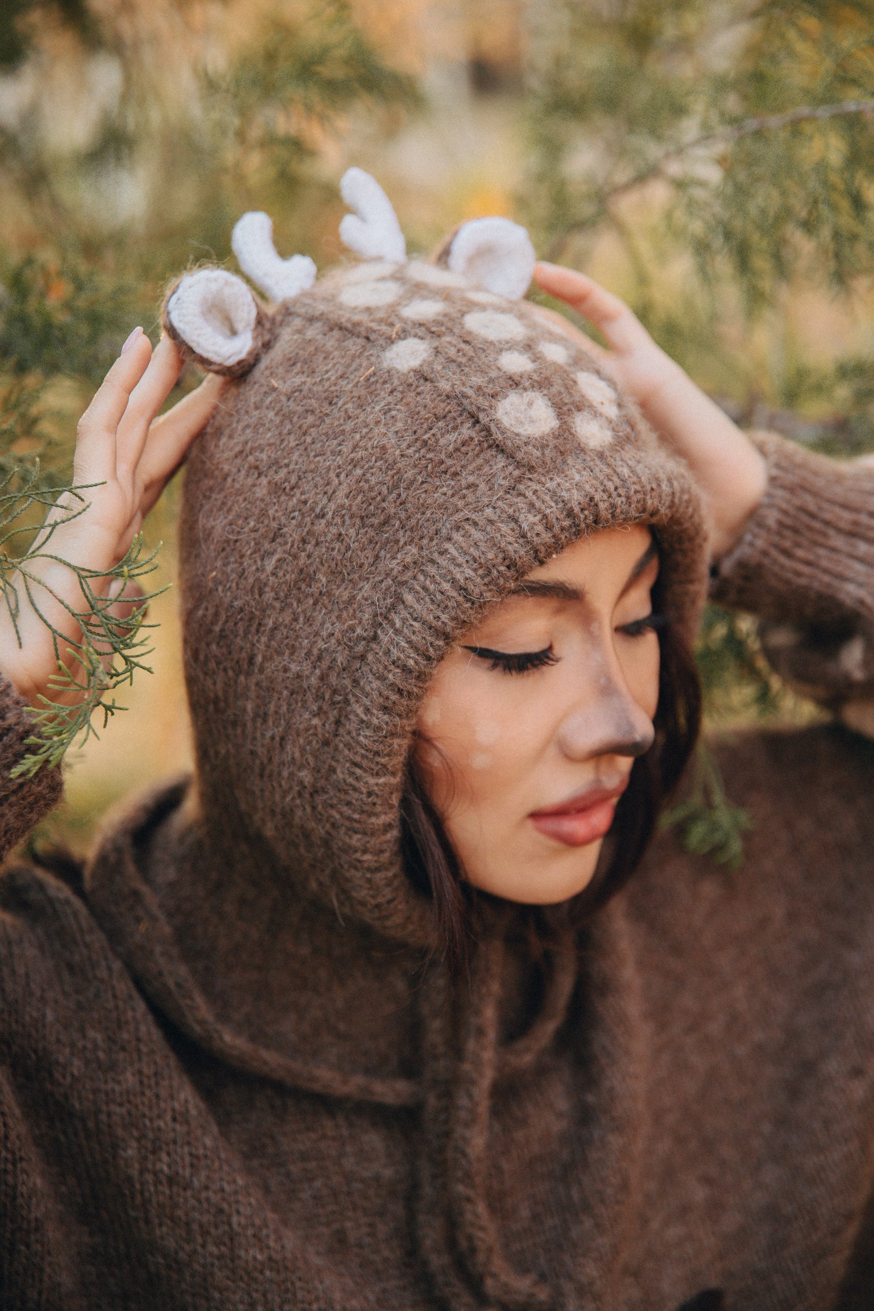 Deer Hooded Cowl | Brown