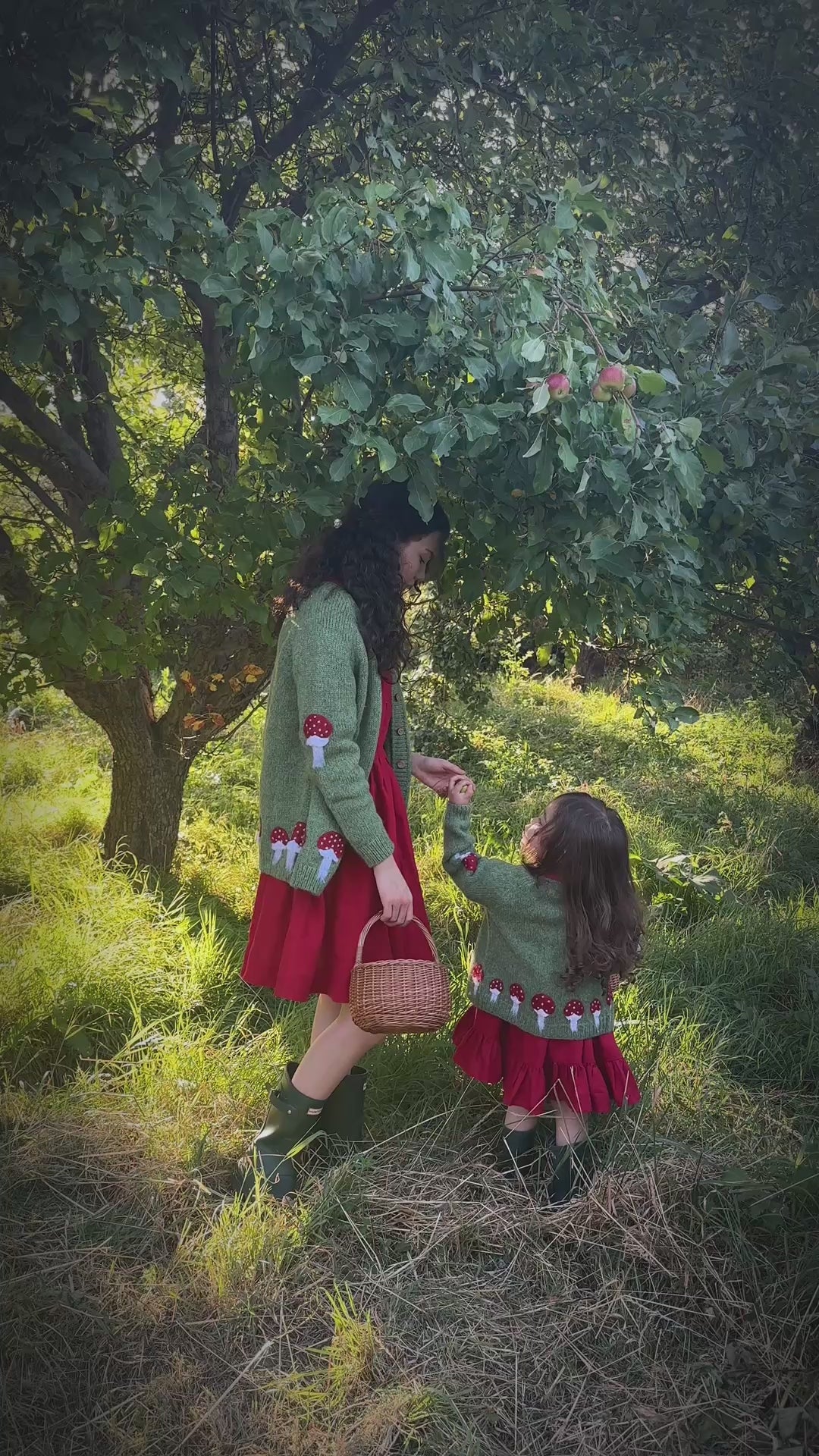 Adult Mushrooms cardigan | Moss Green