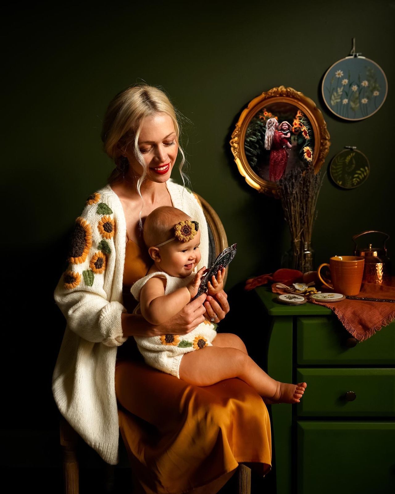 Adult Sunflowers cardigan | Off white